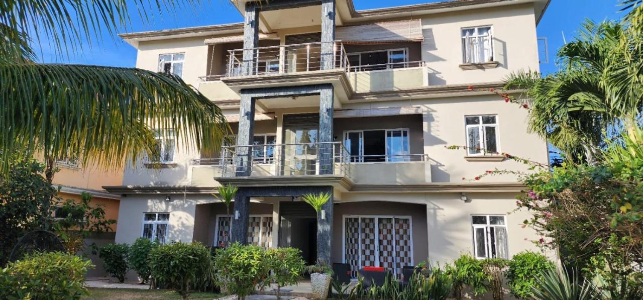 Appartment 4 グランベ エクステリア 写真